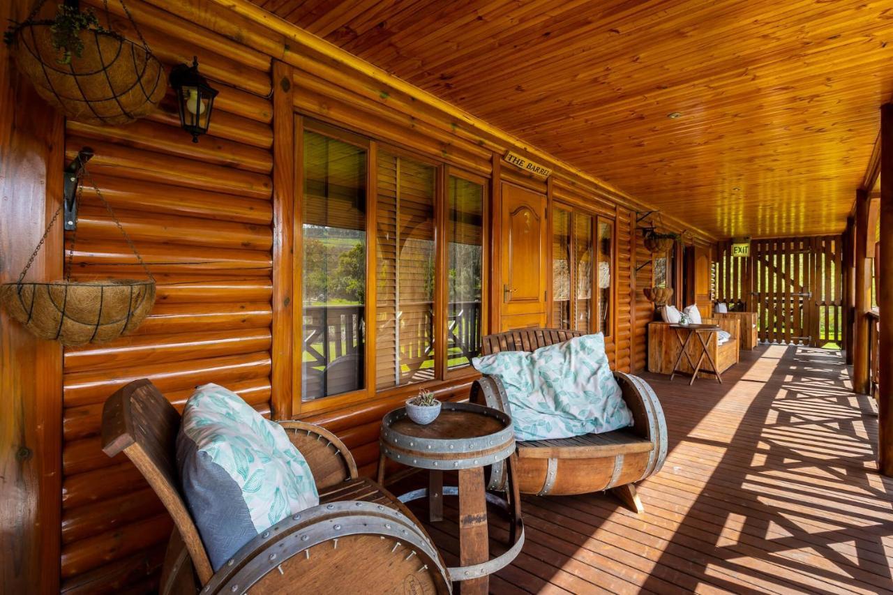 The Log Cabin Lodge Στέλενμπος Εξωτερικό φωτογραφία
